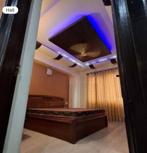 Furnished Amenities in 3 BHK Apartment at Butler Colony – for Rent