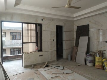 Living Room in 4 BHK Builder Floor at Ashoka Enclave Faridabad, Sector 34 – for Rent