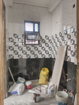 Master Bedroom in 4 BHK Builder Floor at Ashoka Enclave Faridabad, Sector 34 – for Rent