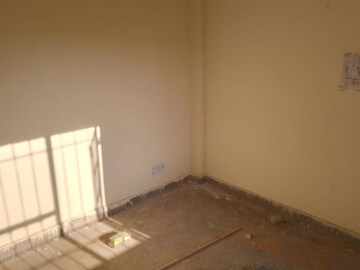 1.5 BHK Apartment For Sale in Jahangir Puri