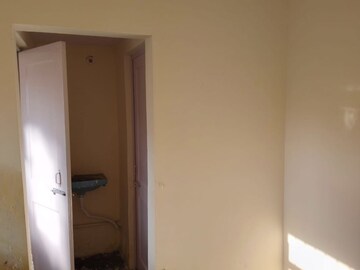  1.5 BHK Apartment at Jahangir Puri – for Sale