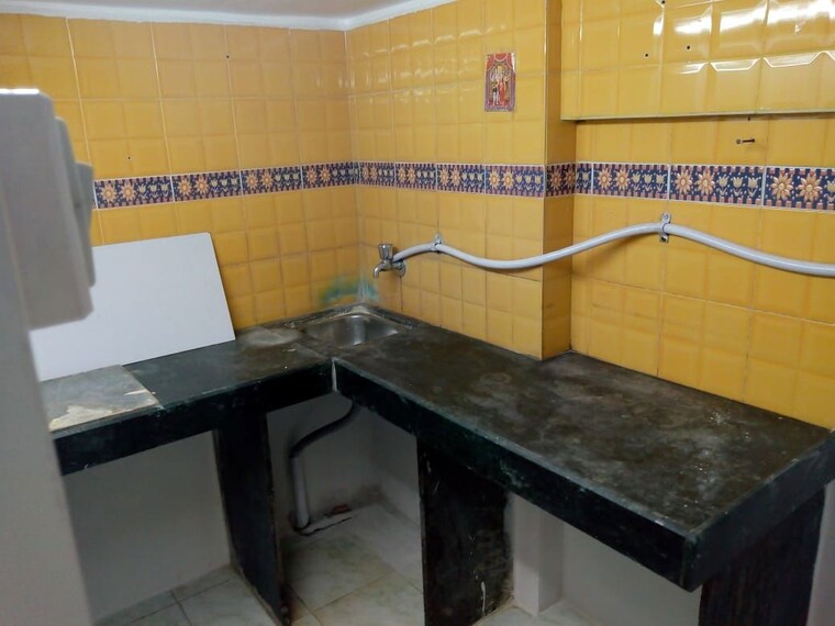 Floor Plan, andheri west Commercial Office Space 700 Sq.Ft. In Andheri West Mumbai 9794065