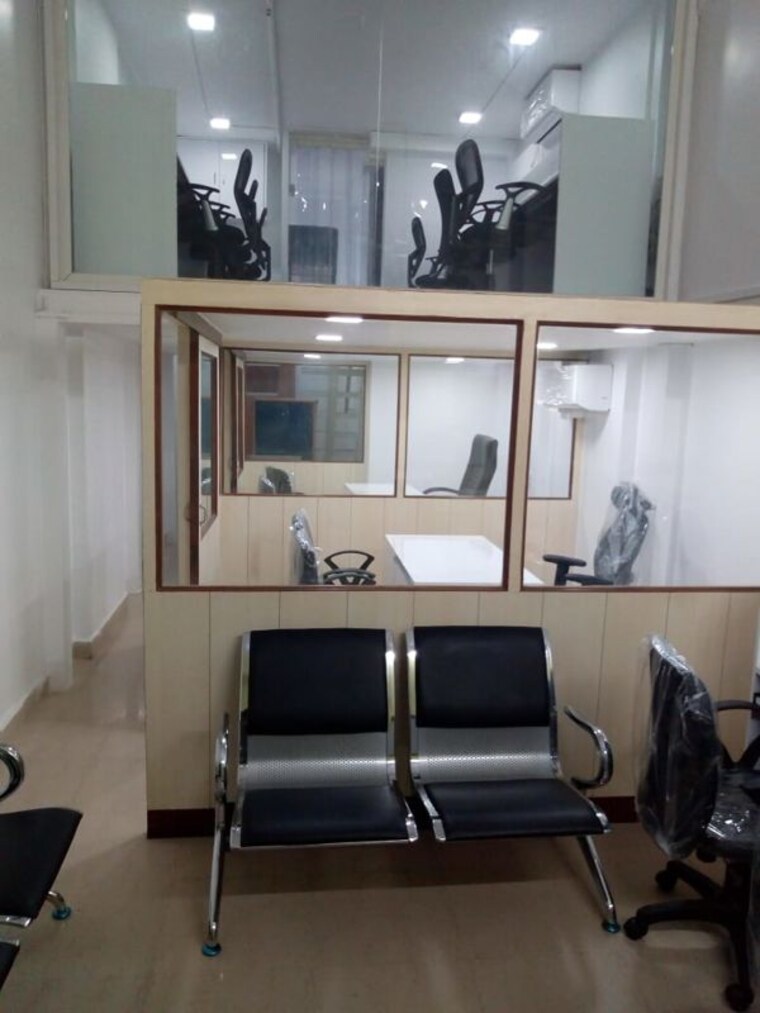 Team Area, andheri west Commercial Office Space 700 Sq.Ft. In Andheri West Mumbai 9794065