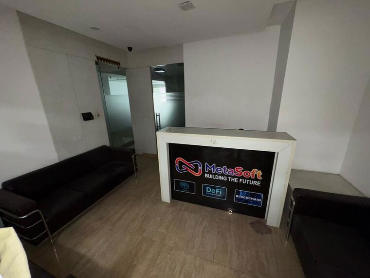 Bedroom, emaar-emerald-plaza Commercial Office Space 670 Sq.Ft. In Sector 65 Gurgaon 9794079