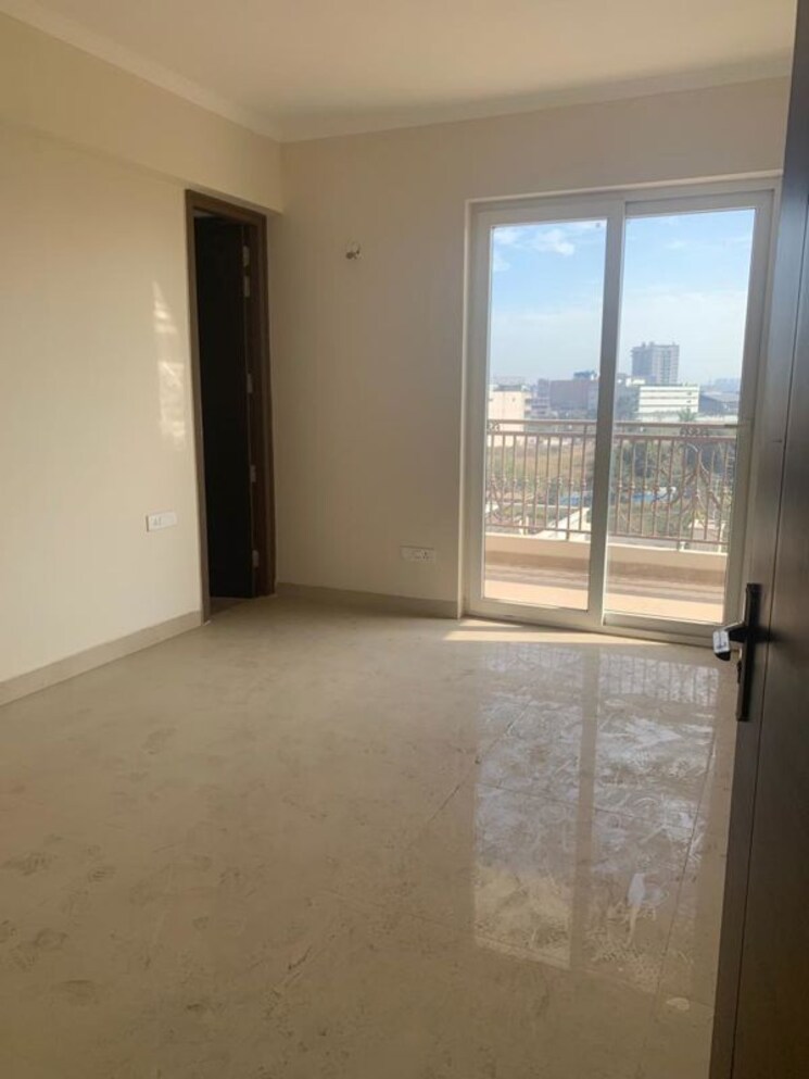 Room, affinity-greens 3 Bedroom 1575 Sq.Ft. Apartment In International Airport Road Zirakpur 9794083