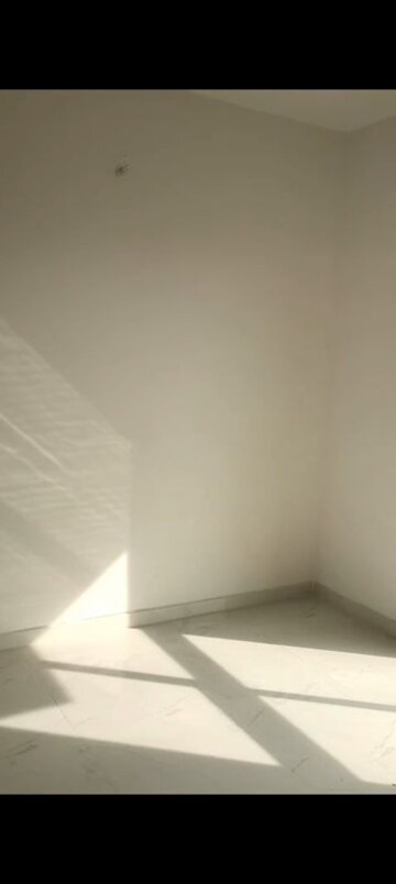 Room in 1 BHK Apartment at Runwal Gardens, Dombivli East – for Rent