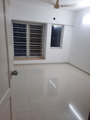 Room in 2 BHK Apartment at Saakaar Silvana Apartment, Kharadi – for Sale