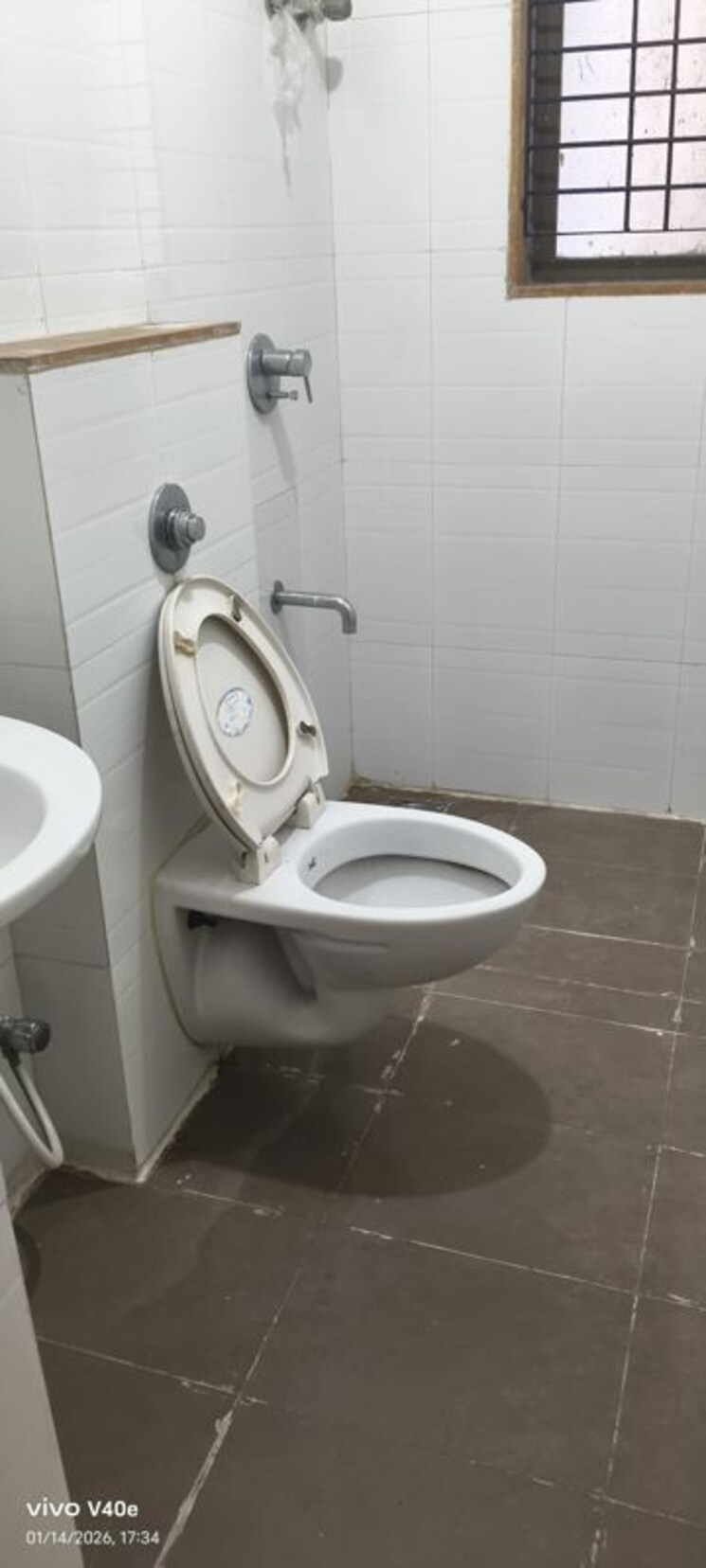 Bathroom, lodha-casa-bella 1.5 Bedroom 588 Sq.Ft. Apartment In Dombivli East Thane 9794119