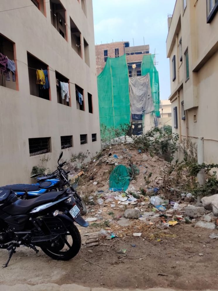  Parking, suraram 4 Bedroom 100 Sq.Yd. Independent House In Suraram Hyderabad 9794121