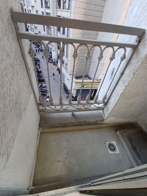 Balcony in 1 BHK Apartment at Samrin Heritage, Panch Pakhadi – for Rent