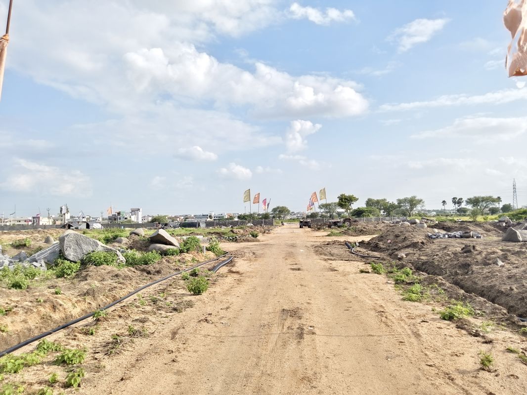 Plot For Sale in SR Serenity Heights