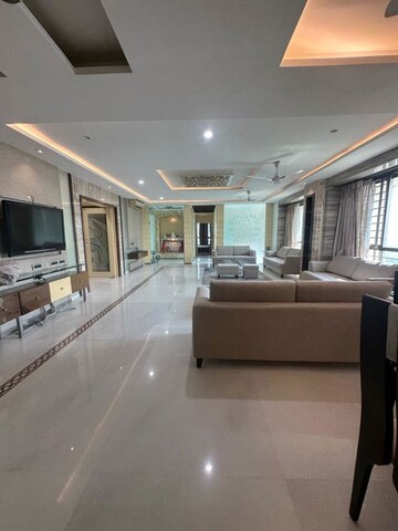 Kitchen in 5 BHK Apartment at Oberoi Realty Esquire, Goregaon East – for Sale