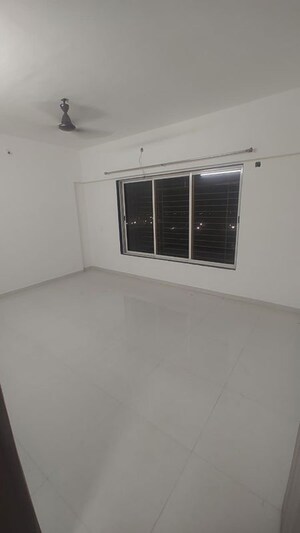 Room in 2 BHK Apartment at Swaroop Residency, Ghatkopar East – for Sale