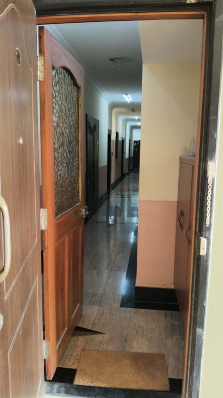 Living Room, oberoi-exquisite-goregaon 3 Bedroom 1100 Sq.Ft. Apartment In Goregaon East Mumbai 9794150