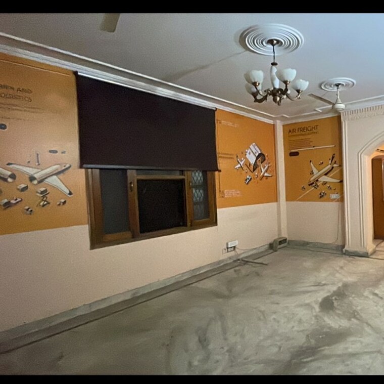 Room, kalkaji Commercial Office Space 900 Sq.Ft. In Kalkaji Delhi 9794159