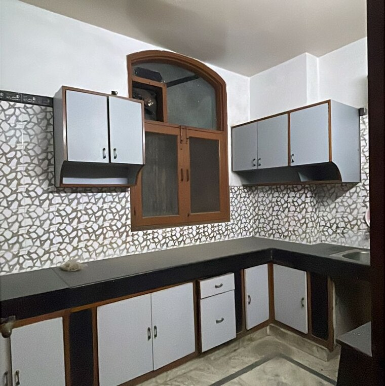 Kitchen, kalkaji Commercial Office Space 900 Sq.Ft. In Kalkaji Delhi 9794159