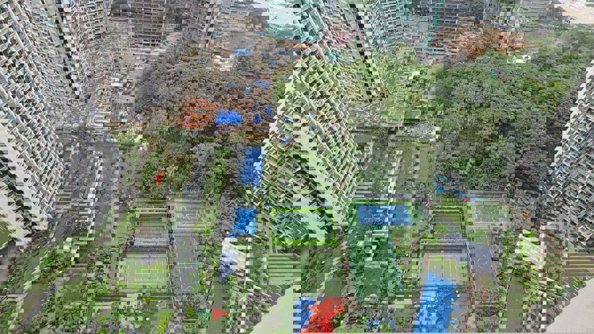 3 BHK + Servant Room Apartment For Sale in Oberoi Exquisite Goregaon