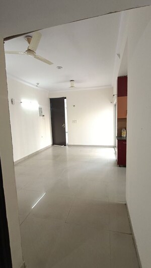 2 BHK Apartment For Rent in Antriksh Golf View, Sector 78