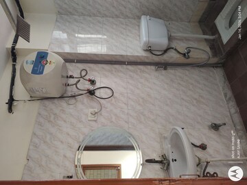 Master Bedroom in 2 BHK Builder Floor at Mehrauli – for Rent