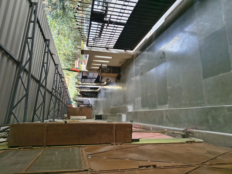 Exterior View, kurla east Commercial Office Space 300 Sq.Ft. In Kurla East Mumbai 9794177