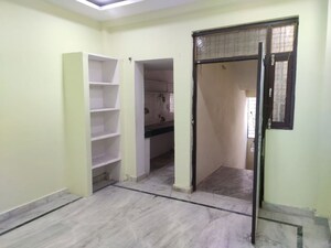Room in 1 BHK Builder Floor at Banjara Hills – for Rent