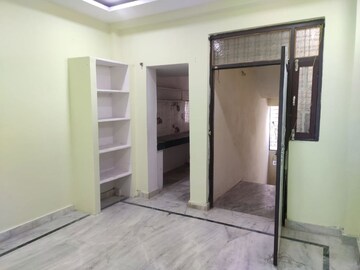 Room in 1 BHK Builder Floor at Banjara Hills – for Rent