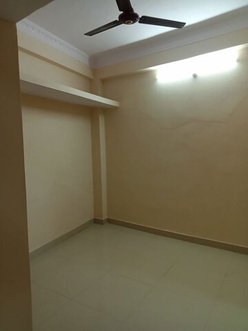 Room in 1 BHK Builder Floor at Banjara Hills – for Rent