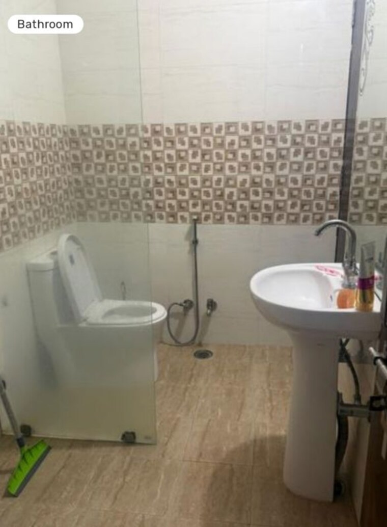 Bathroom, hazratganj 2 Bedroom 1680 Sq.Ft. Apartment In Hazratganj Lucknow 9794193