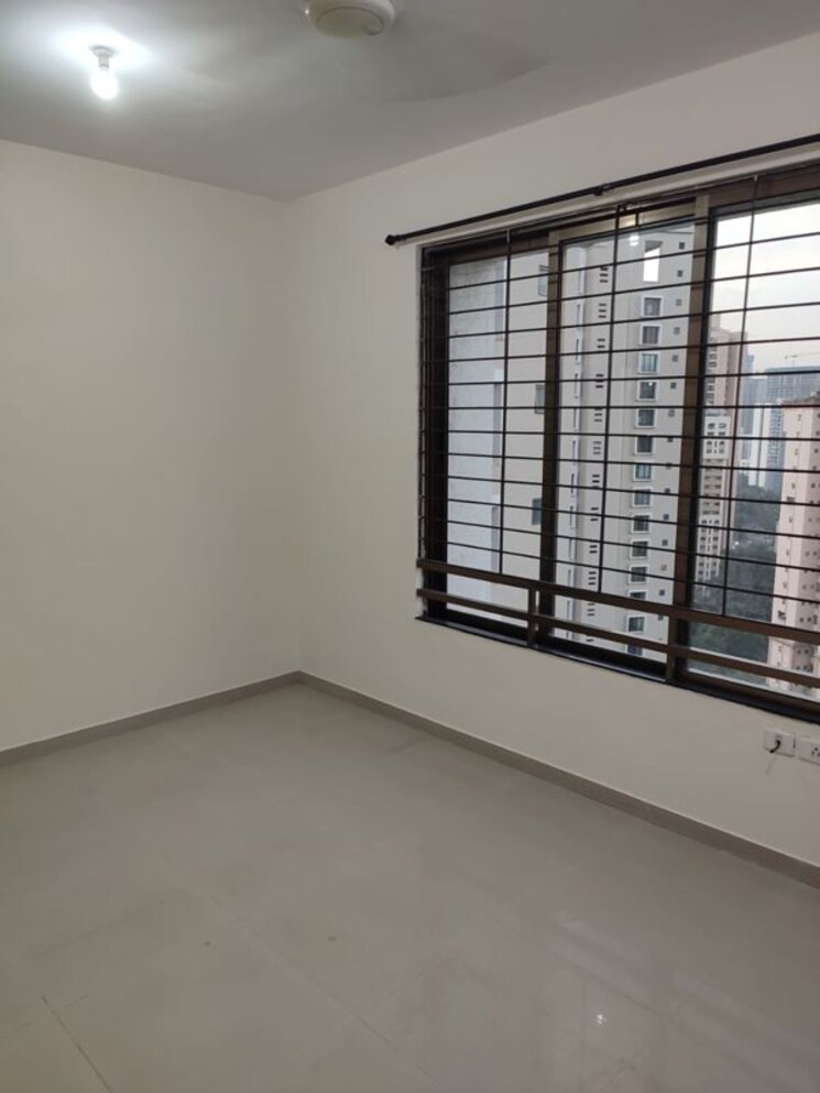 Room, kurla east 2 Bedroom 600 Sq.Ft. Apartment In Kurla East Mumbai 9794200