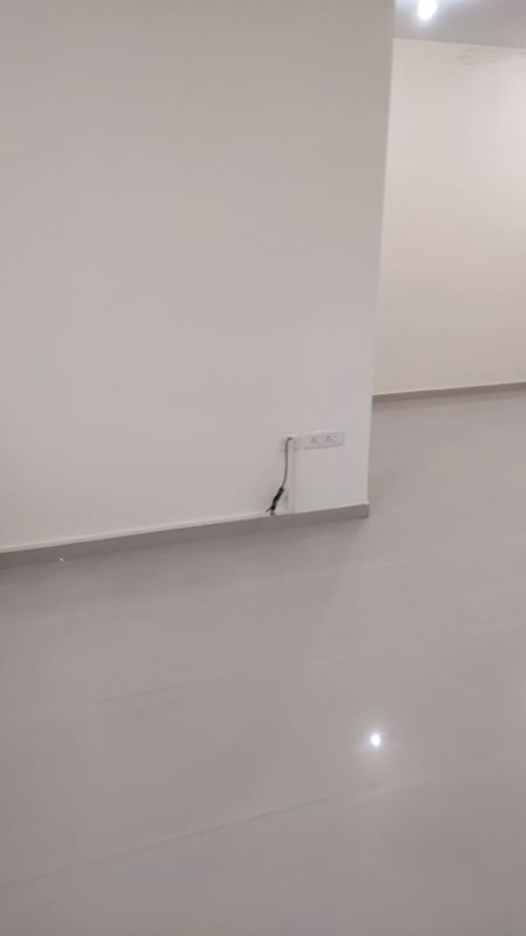 Room, kurla east 2 Bedroom 600 Sq.Ft. Apartment In Kurla East Mumbai 9794200