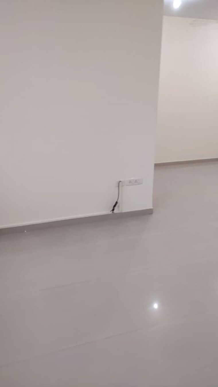 Room, kurla east 2 Bedroom 600 Sq.Ft. Apartment In Kurla East Mumbai 9794200