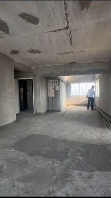 Room in 4 BHK Apartment at Kalpataru Kalpavriksha Residency, Malabar Hill – for Sale