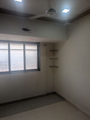 Room in 1 RK Apartment at Sion East – for Rent