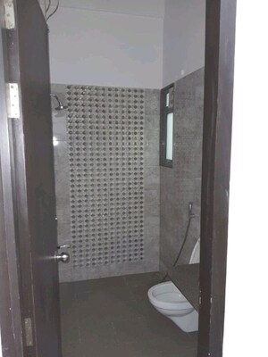 Bathroom in 2 BHK Apartment at Amanora Future Towers, Hadapsar – for Rent