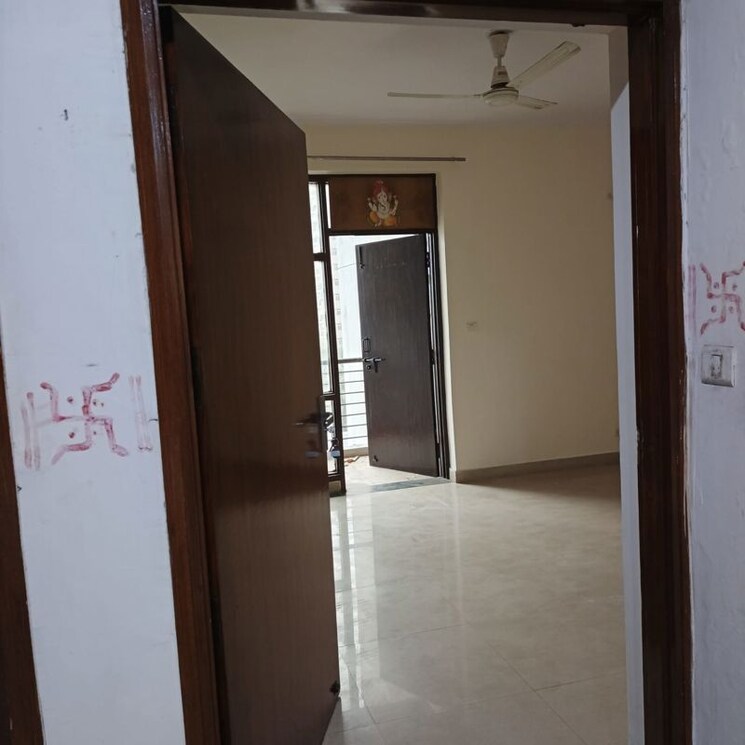 undefined, omaxe-heights 2 Bedroom 1100 Sq.Ft. Apartment In Sector 86 Faridabad 9794222