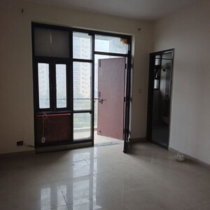 Room in 2 BHK Apartment at Omaxe Heights, Sector 86 – for Rent