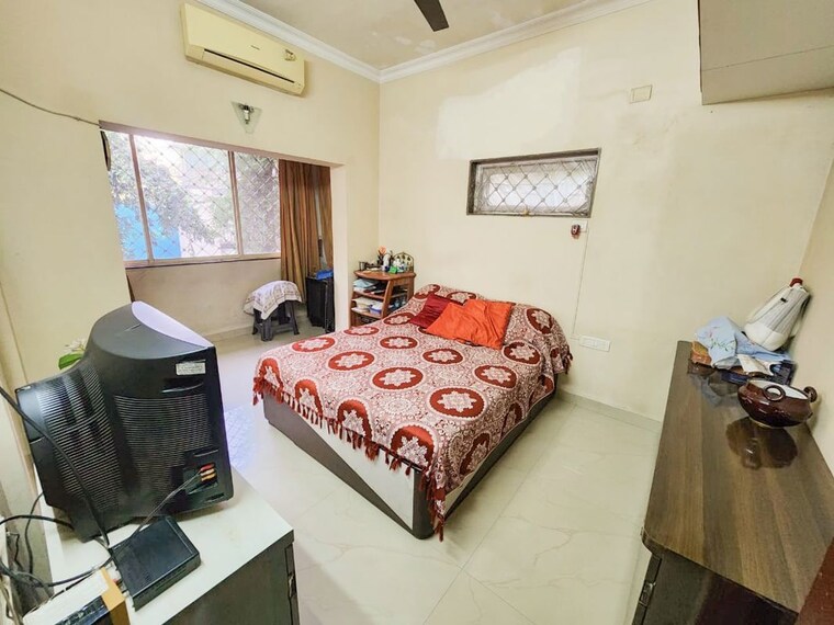 Bedroom, prem-ghar-apartment 2 Bedroom 800 Sq.Ft. Apartment In Bandra West Mumbai 9794223