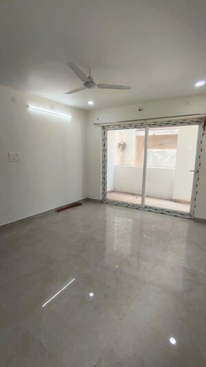Room in 3 BHK Apartment at Begumpet – for Rent