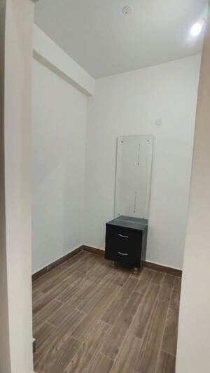 Furnished Amenities in 3 BHK Apartment at Begumpet – for Rent