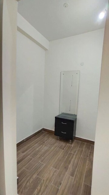 Furnished Amenities in 3 BHK Apartment at Begumpet – for Rent