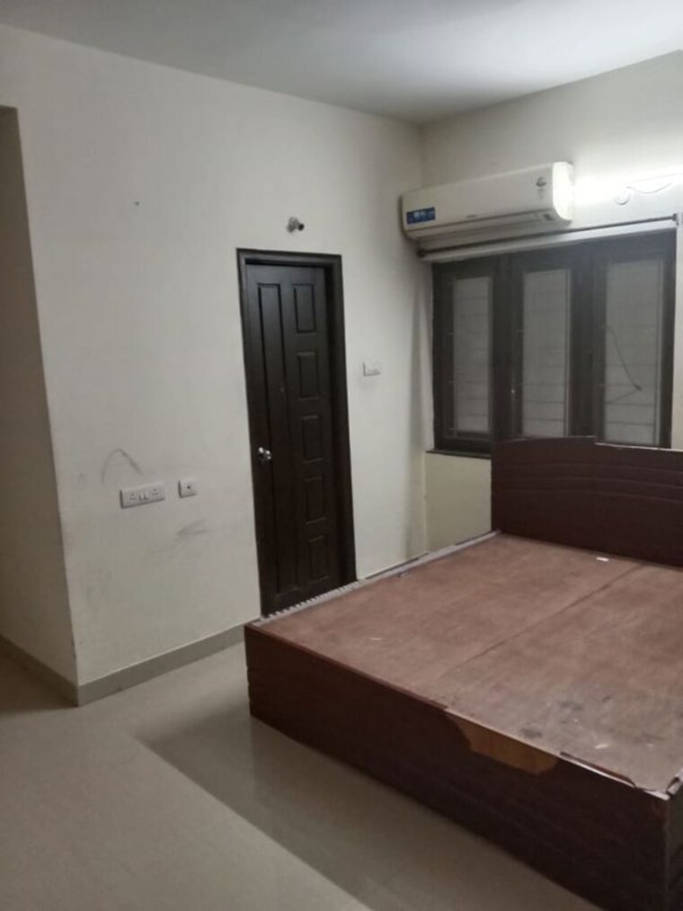 Room, begumpet 2 Bedroom 1200 Sq.Ft. Apartment In Begumpet Hyderabad 9794246