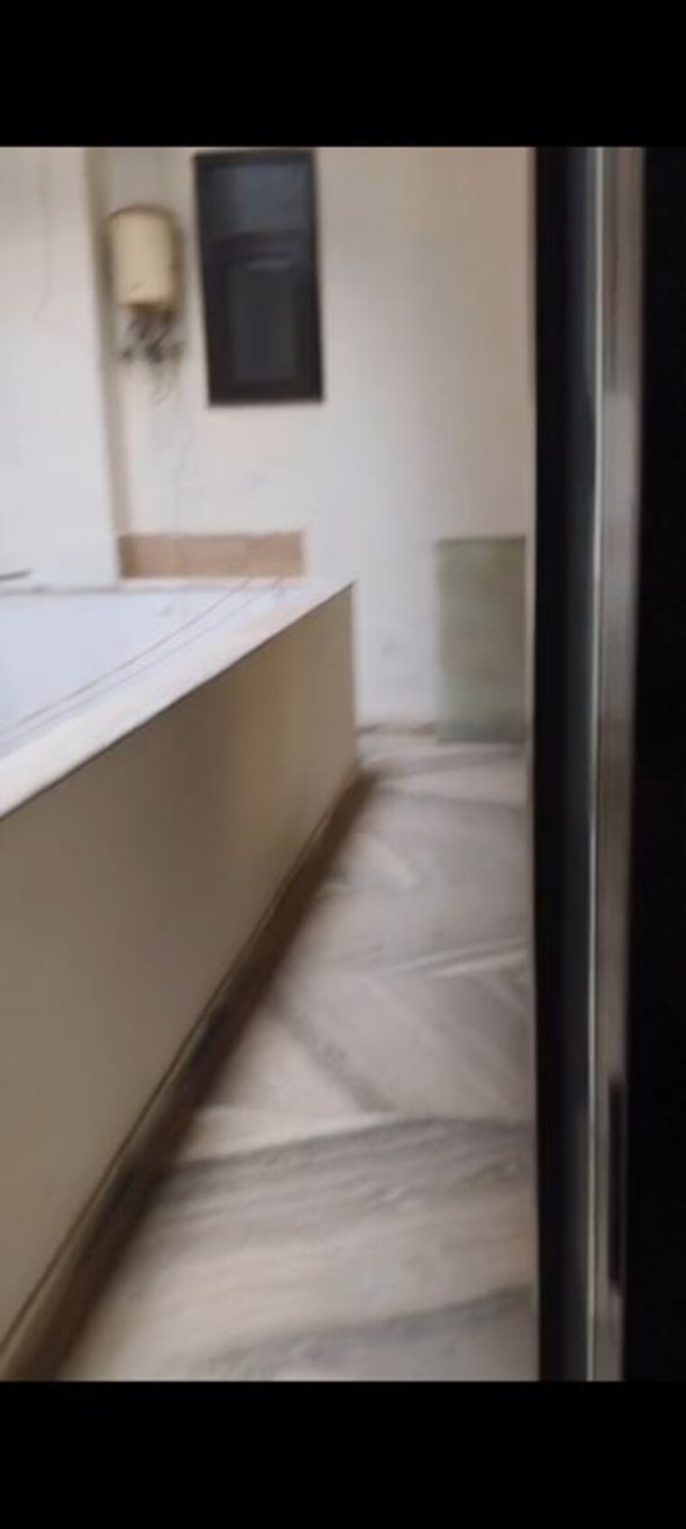 Room, rwa-apartments 3 Bedroom 300 Sq.Mt. Independent House In Sector 31 Noida 9794260