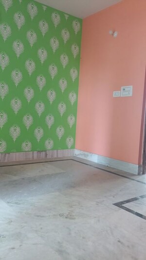 Room in 3 BHK Apartment at Kristi Villa, Chinar Park – for Rent