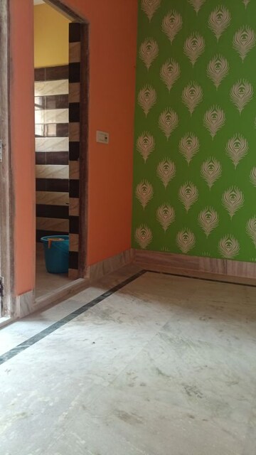 Room in 3 BHK Apartment at Kristi Villa, Chinar Park – for Rent