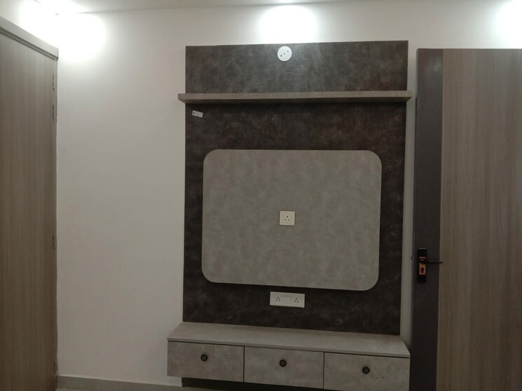 undefined, dwarka mor 3 Bedroom 810 Sq.Ft. Builder Floor In Dwarka Mor Delhi 9794272