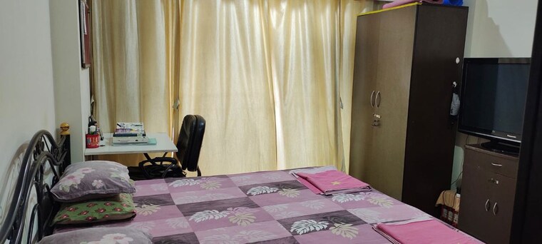 Bedroom, lake-home 2 Bedroom 875 Sq.Ft. Apartment In Powai Mumbai 9794274