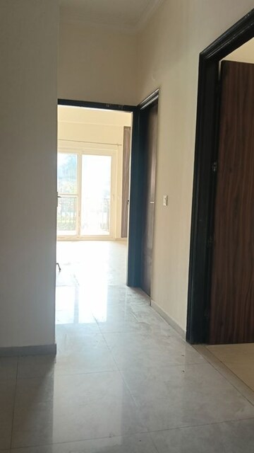 Room in 3 BHK Apartment at Apex Athena, Sector 75 – for Rent