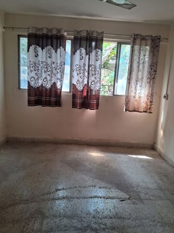 Room in 1 BHK Apartment at Shriram Nagar CHS, Aundh – for Rent