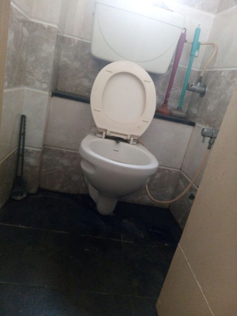 Bathroom, shriram-nagar-chs 2 Bedroom 1145 Sq.Ft. Apartment In Aundh Pune 9794293