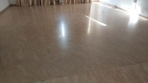 Room in 3 BHK Apartment at Hiranandani Heritage Tower, Powai – for Rent